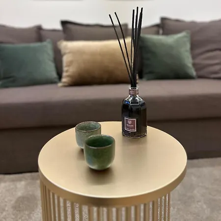 Morea 18 Elegant Independent * Bari