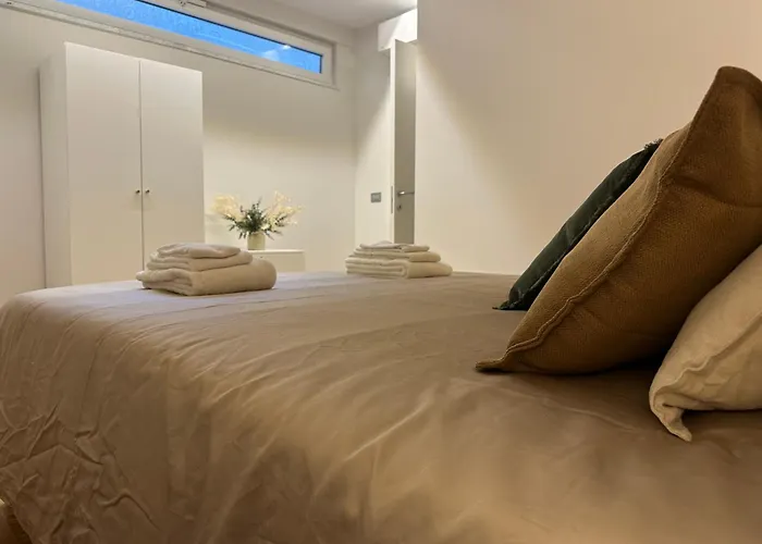 Morea 18 Elegant Independent